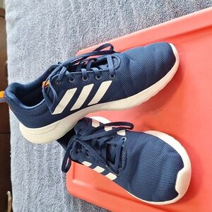 Boy's Adidas.  Size 5.(youth)